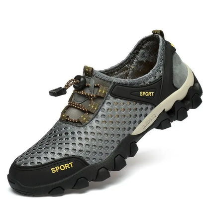 Fashionable sports shoes